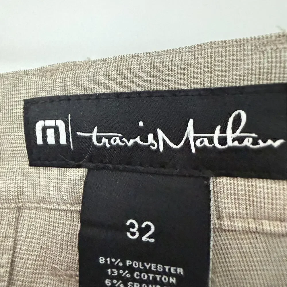 Travis Mathew Golf Chino Shorts Men 32 Beige Stretch Performance Athletic 1MM208